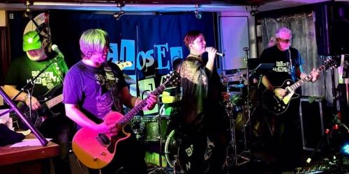 \u2018Closed Mondays\u2019 live at Wilmcote S&S Club