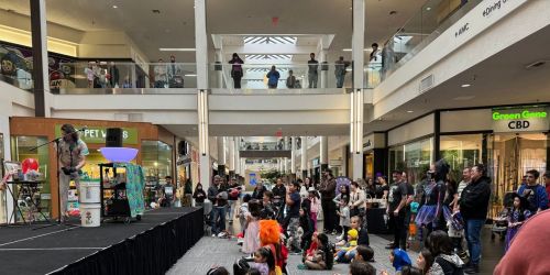 A Monster Mash Stage Show  I  Hallo-Week at Vancouver Mall \ud83c\udf83 