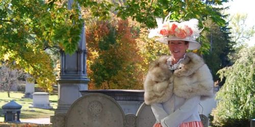Hallowed History Lantern Tour