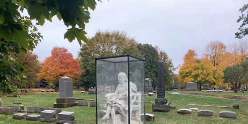 Graceland Cemetery Tour with Author Adam Selzer: Spooky Edition